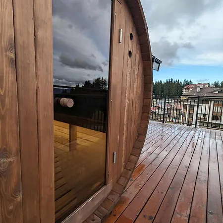 Pine & Wine Sauna Apartment