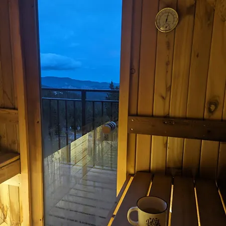 아파트 Pine & Wine Sauna 팜포로보