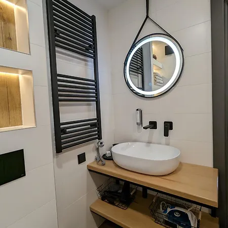 Pine & Wine Sauna 팜포로보