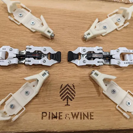 Pine & Wine Sauna Apartment